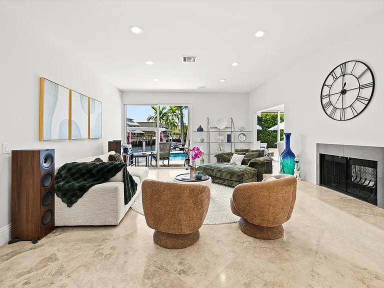 3001 Jasmine Ct — Photo 30