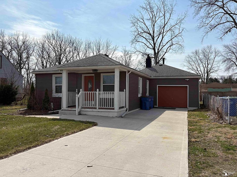 1st image of 13910 Couwlier Ave