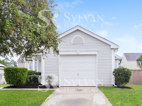 104 Pine Mast Ct