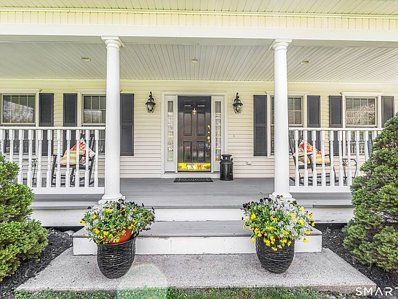 4th image of 124 Luke Hill Road