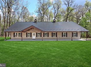 15937 McDowell Farm Ln, Stewartstown, PA 17363