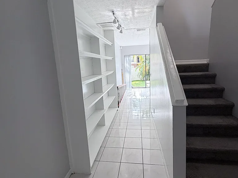 8728 Jasmine Pond Dr — Photo 7