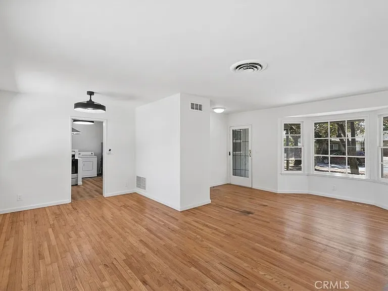 7656 Teesdale Ave — Photo 15