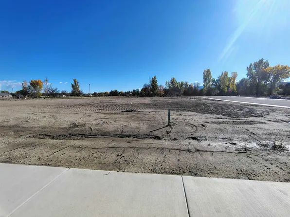 2501 Glory Ln, Grand Junction, CO 81505