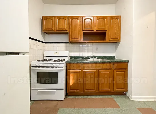 Rented by JB Mac Real Estate Inc. | media 15