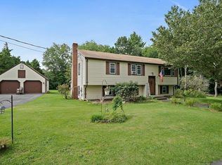 65 West St, Plympton, MA 02367