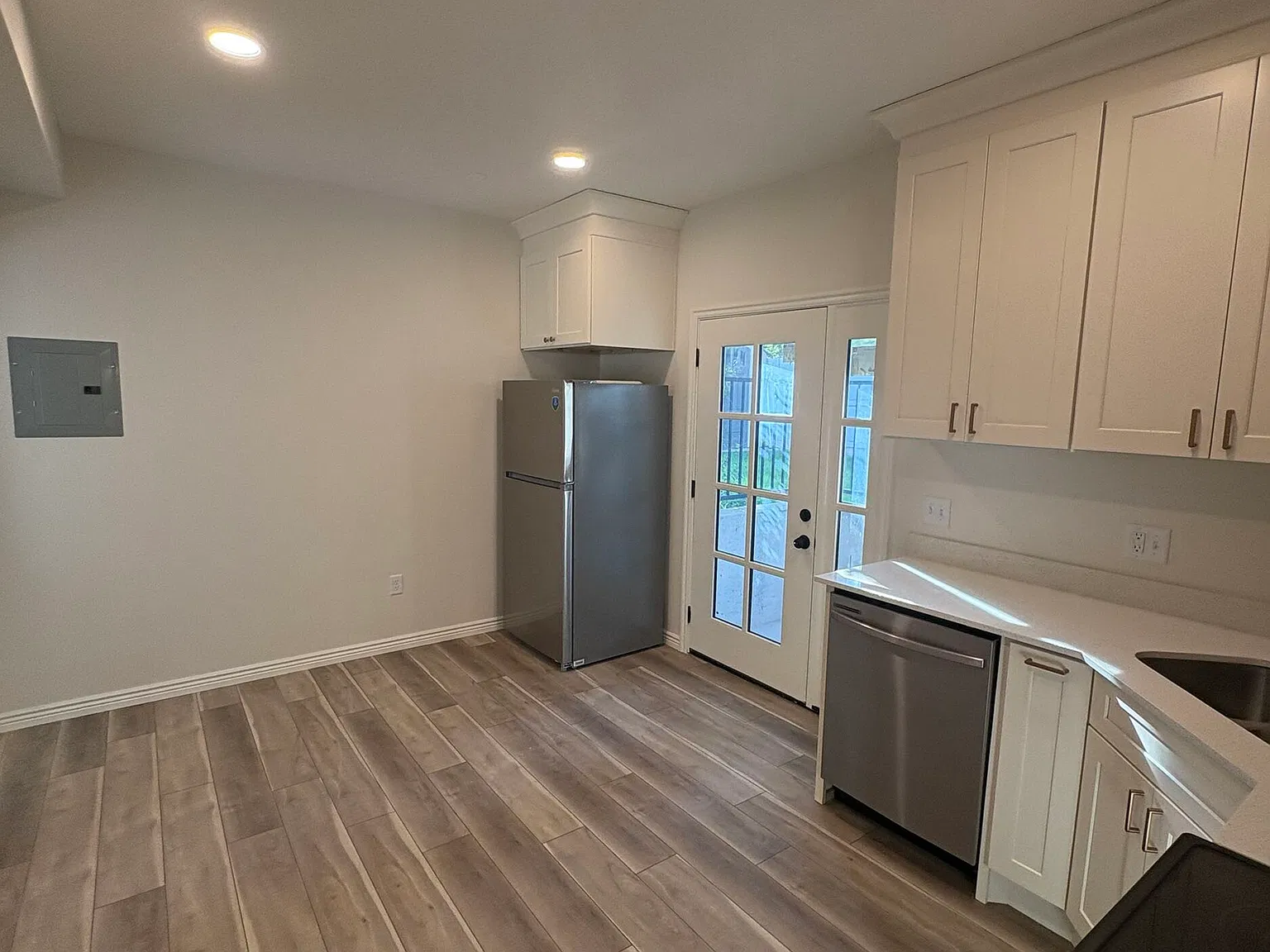 1 bed, 550 sqft, $1,200 — Photo 4