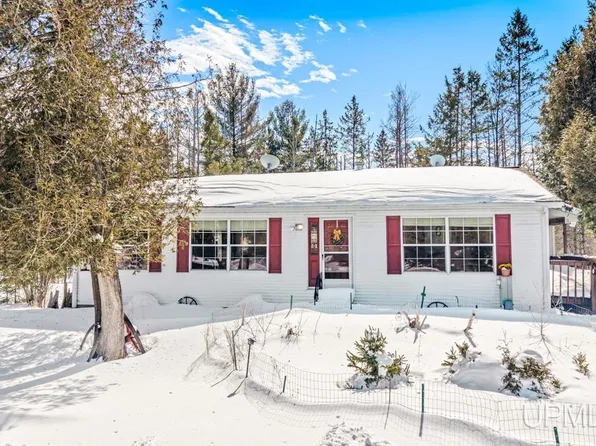 N16184 French Town Rd, Hermansville, MI 49847