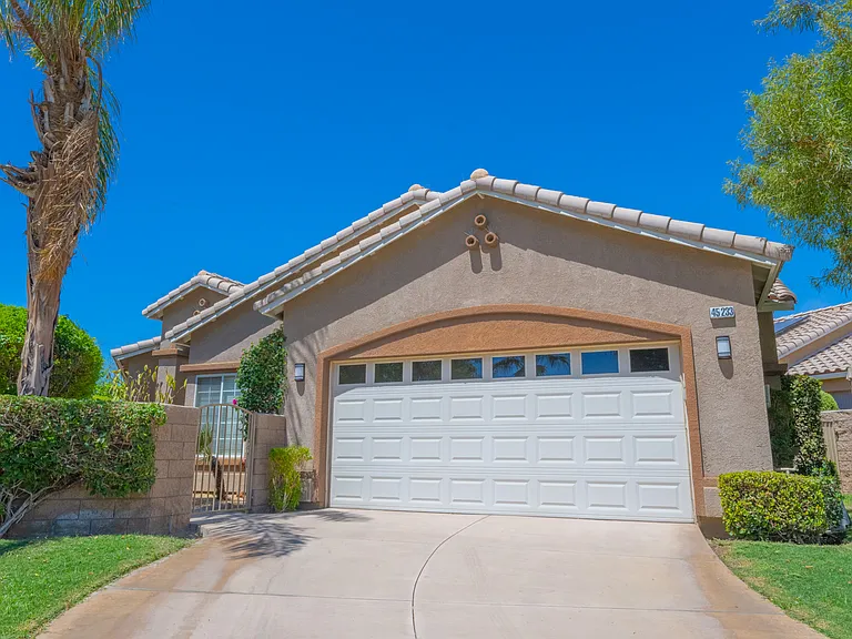 45233 Big Cyn — Photo 20