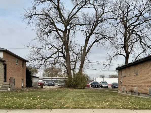 7224 W 63rd Pl, Summit, IL 60501