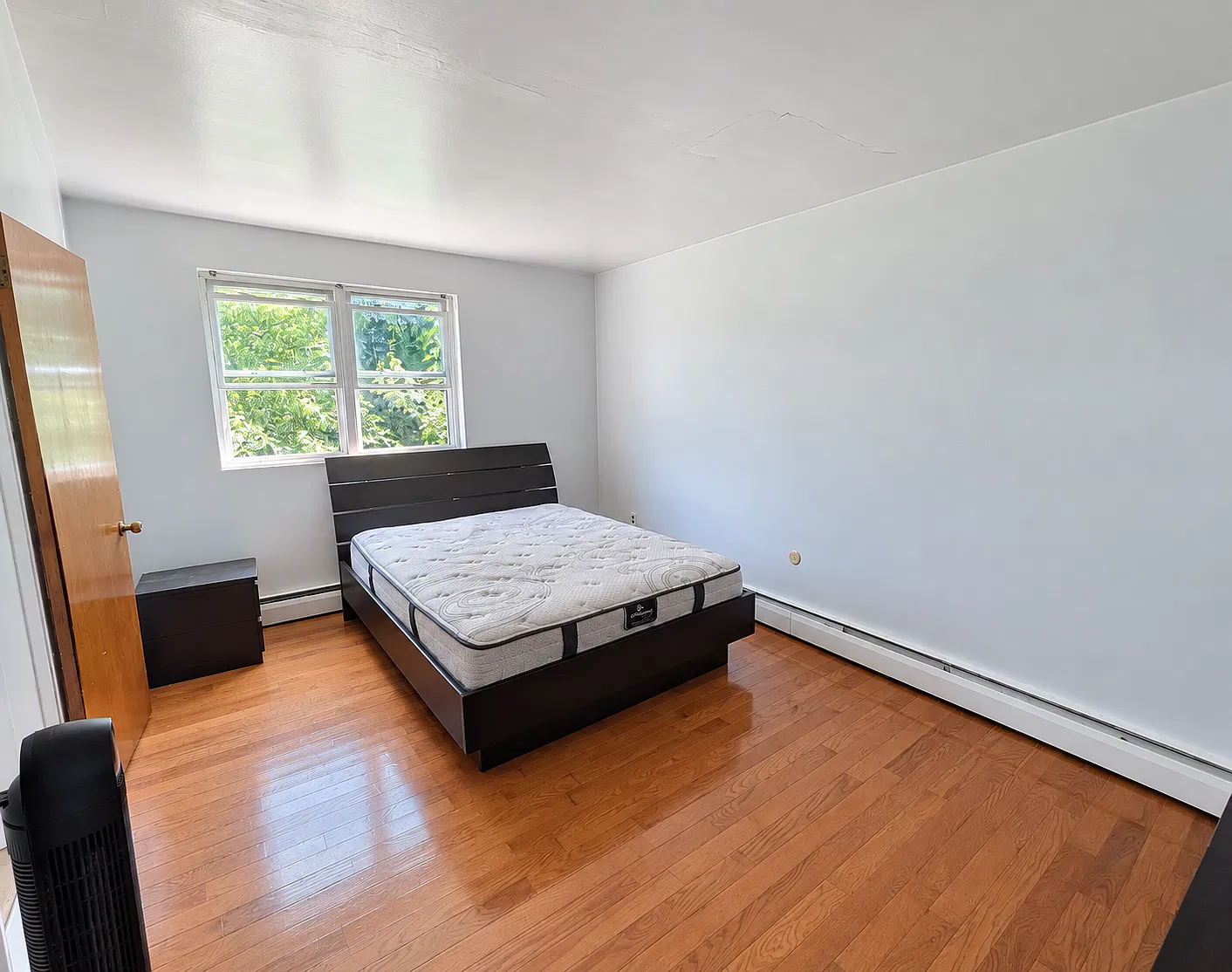 1 bed, 740 sqft, $1,350 — Photo 3