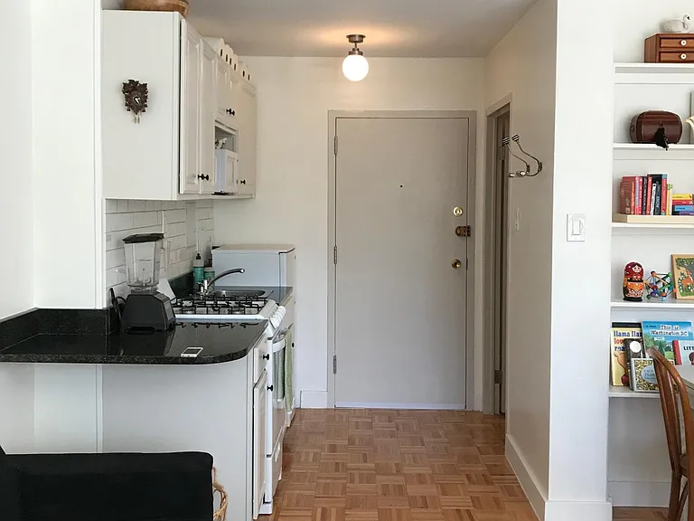 950 25th St NW #301-N — Photo 2
