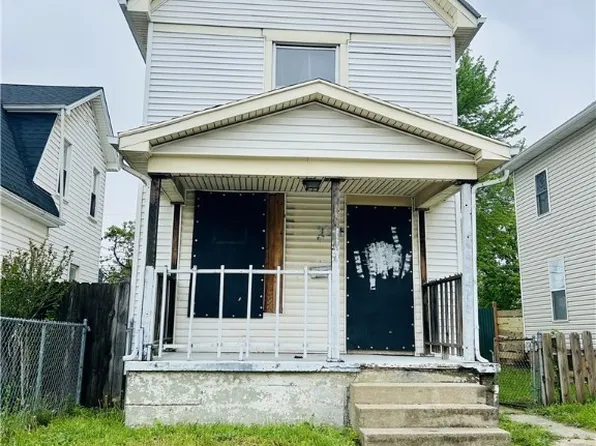 150 Stainton Ave, Dayton, OH 45403