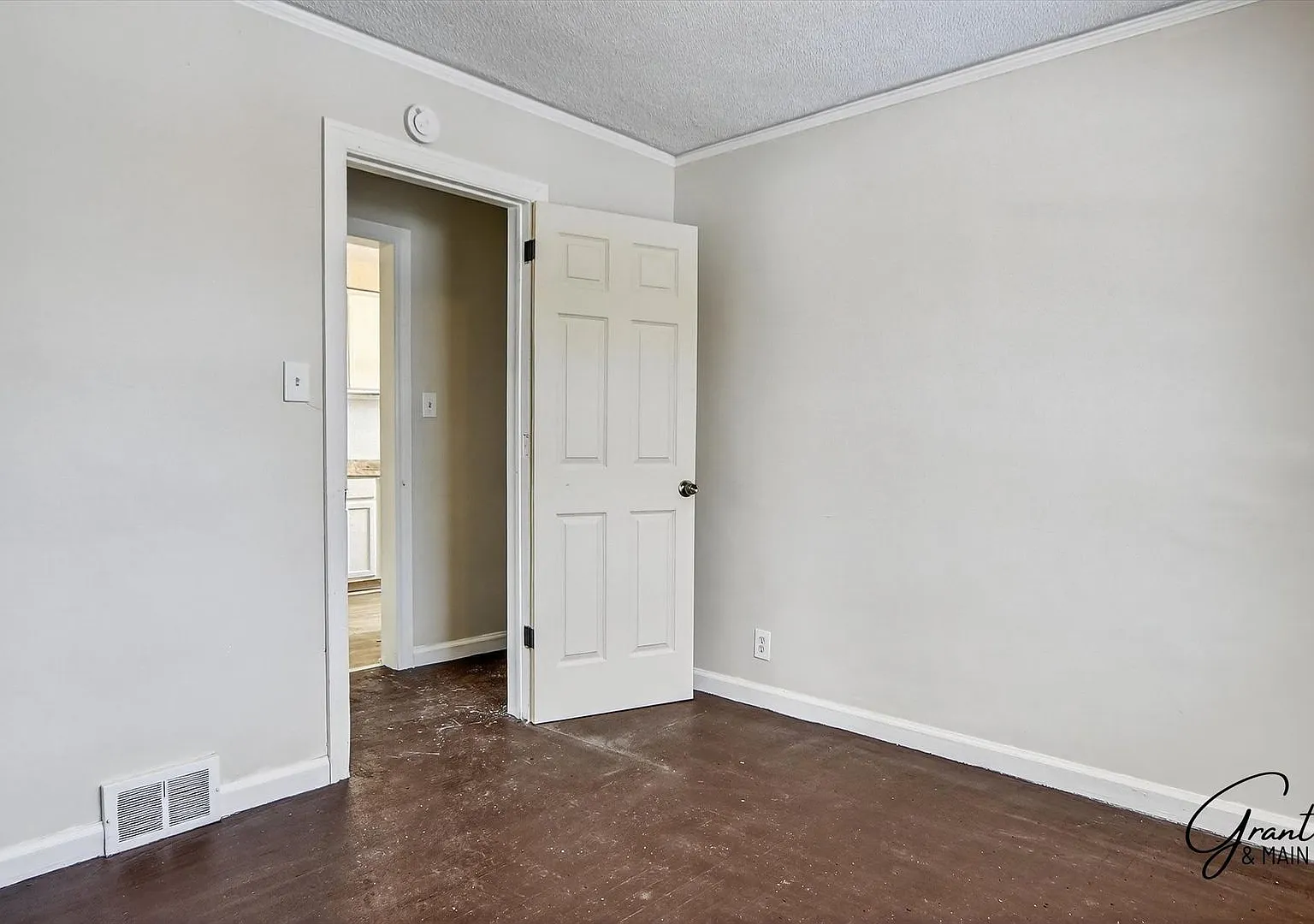12200 Cheyenne St. - MartelRealEstate LLC — Photo 3
