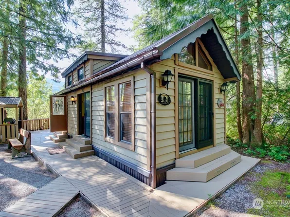 31 5 Big River Boulevard W, Deming, WA 98244