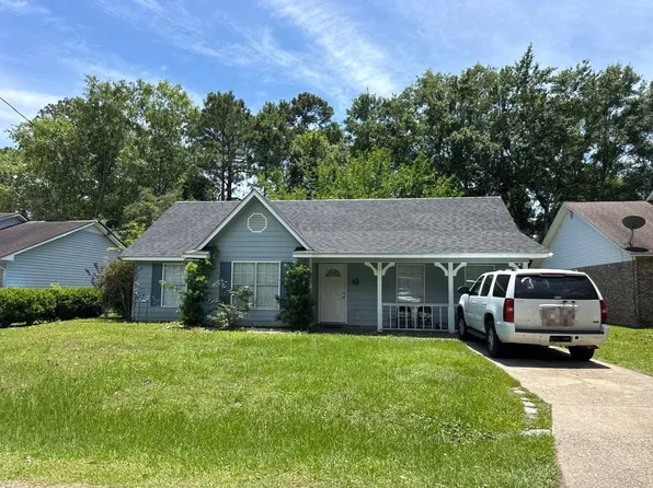 3309 Neptune Dr, Gautier, MS 39553