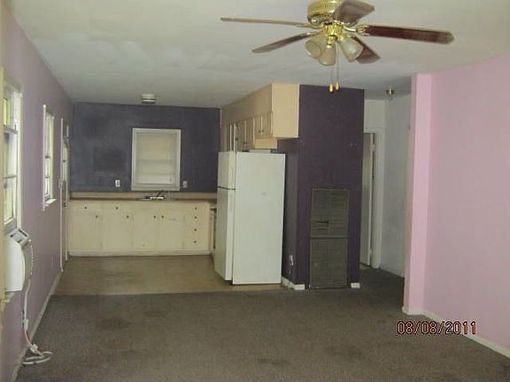 3rd image of 7860 Scarlett Dr