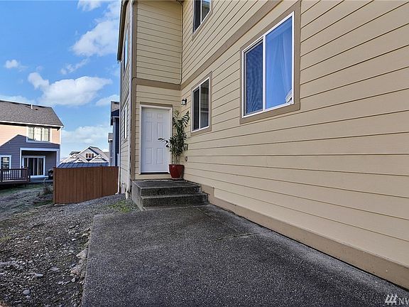 3rd image of 5115 Evan Ct SE