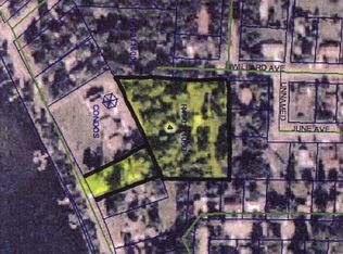 1048 W Lake Dr, Detroit Lakes, MN 56501