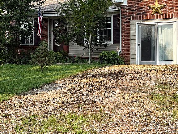 2nd image of 1223 Cedarbend Dr