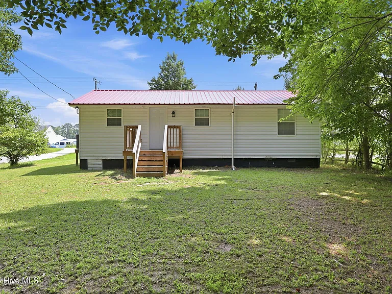 3065 State Highway 55 W — Photo 29