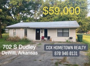 702 S Dudley St, Dewitt, AR 72042