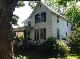 112 N Vernon St, Princeton, IL 61356