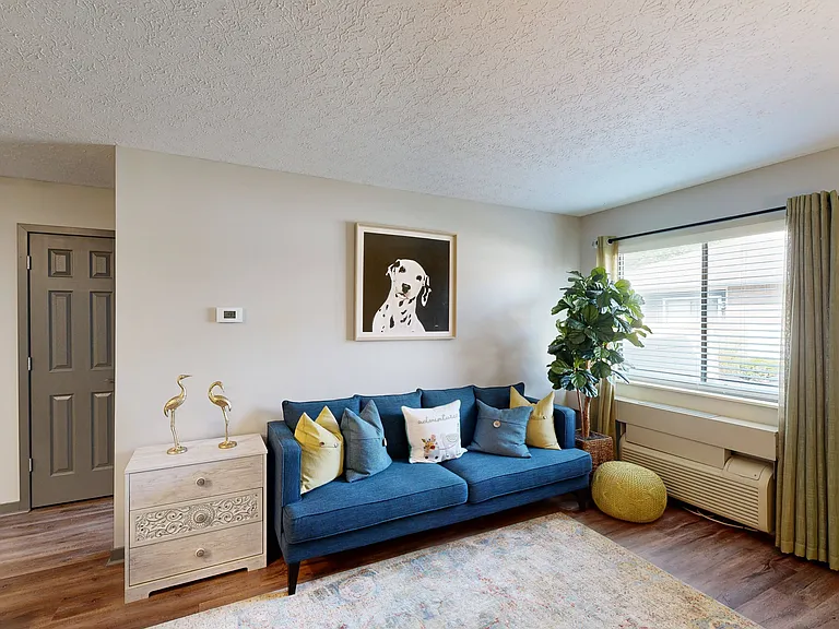Springburne at Polaris Apartments — Photo 13