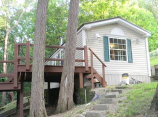 9390 Broadway Rd, Gowanda, NY 14070