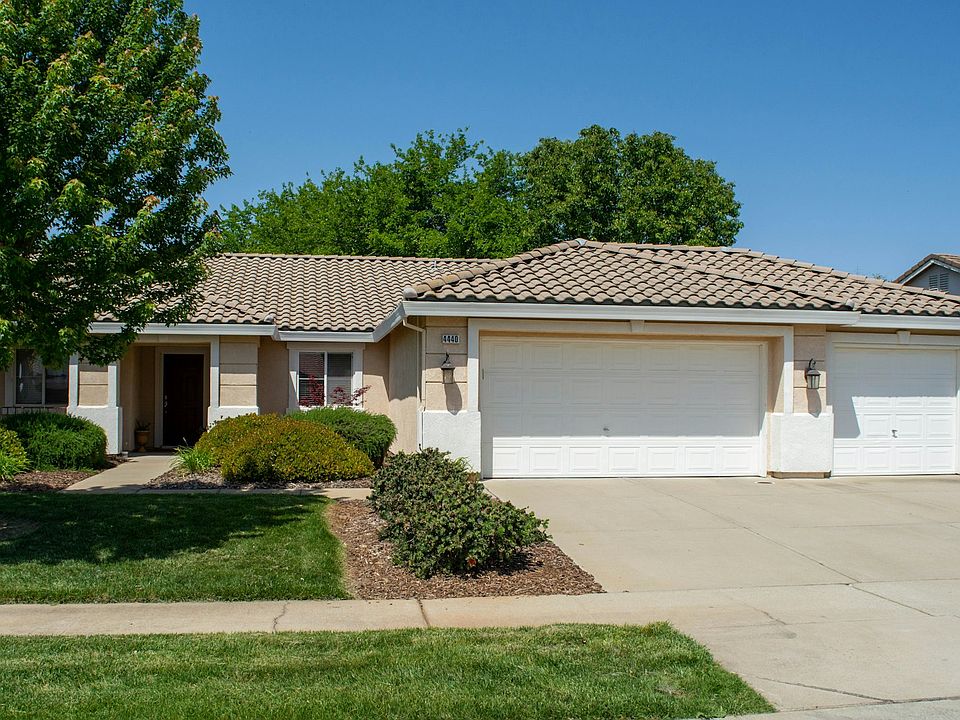 1st image of 4440 McRoberts Dr