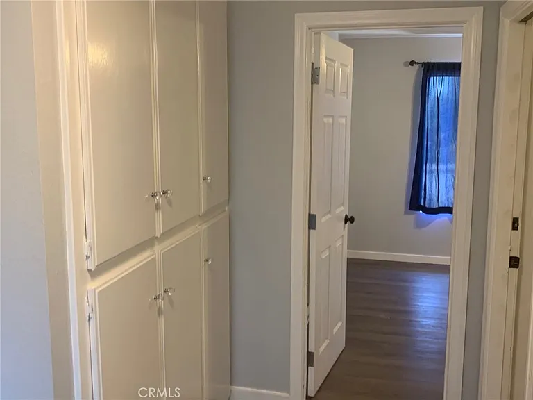 2114 Forbes Ave — Photo 8