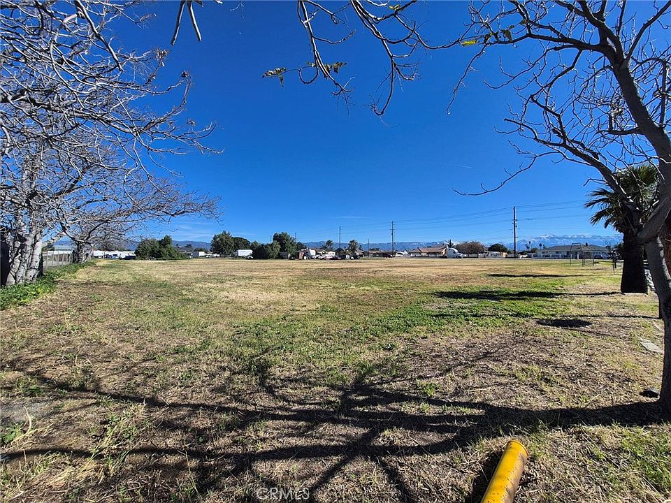 2nd image of 18490 Santa Ana Ave