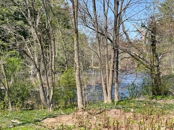 68 NH Route 153, Effingham, NH 03882