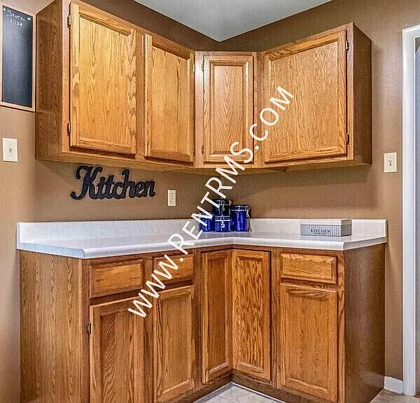 5317 SW 24th St — Photo 9