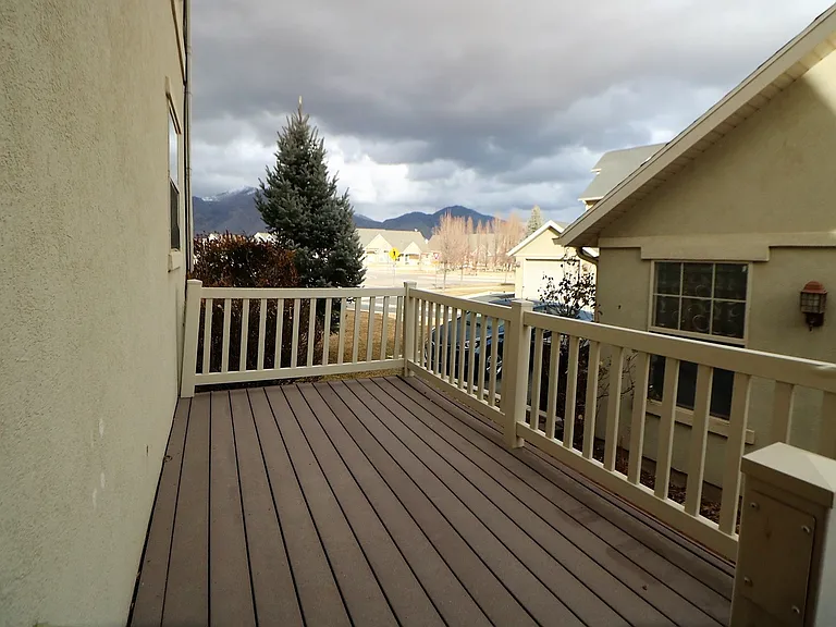 853 S Crescent Row — Photo 23