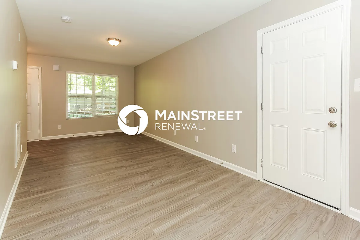Living Room - 2711 Kendrick Dr
