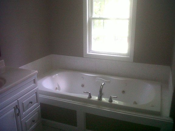Master Bathroom Jacuzzi