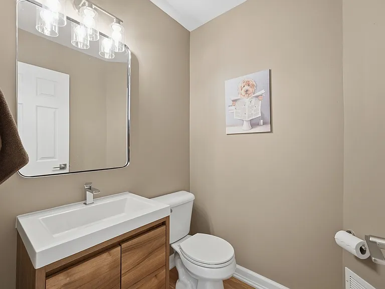 935 Concord Ct #935 — Photo 23
