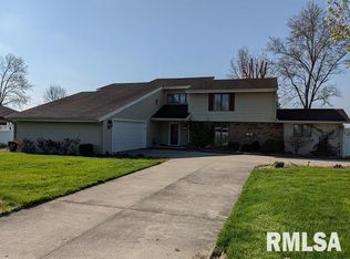 1817 Paula Ln, Marion, IL 62959