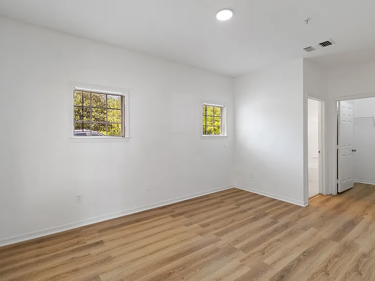 3599 Conroy Rd #1-915 — Photo 14