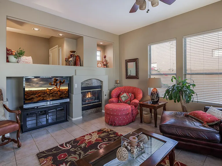 9562 E Chuckwagon Ln — Photo 9