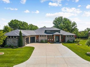4046 N Stone Barn St, Maize, KS 67101