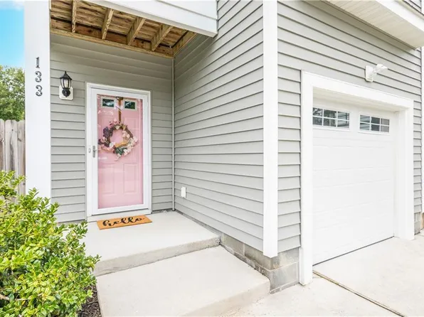 133 S Thalia Rd, Virginia Beach, VA 23452