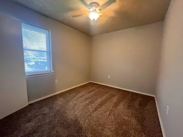 101 S Rice St APT 11, Nixa, MO 65714