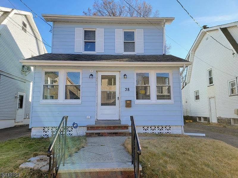 1st image of 38 Bellevue Ave