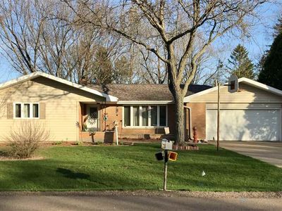 1316 N Shawano Dr, Marshfield, WI, 54449