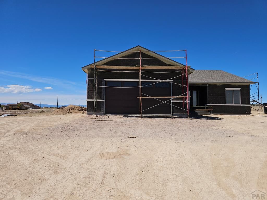 1675 N Lyon Dr, Pueblo West, CO - View 4