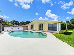 529 Bay Rd, North Palm Beach, FL 33408