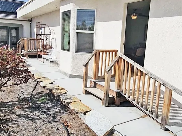 5821 Keomah St, Pahrump, NV 89061