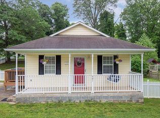 901 S Main St, Belmont, NC 28012
